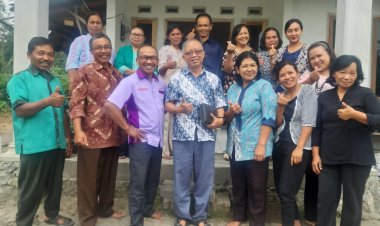 TEMU PENDENGAR RADIO DI PETUNGOMBO, KEDIRI