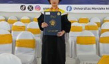 WISUDA DARI UNIVERSITAS MALANG