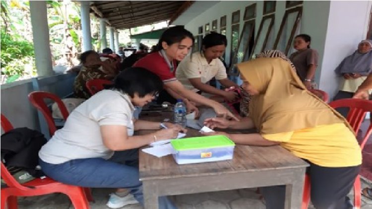 Bakti Sosial di Desa Bajulmati, Malang