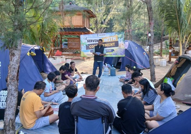 MELAYANI DENGAN KOMITMEN